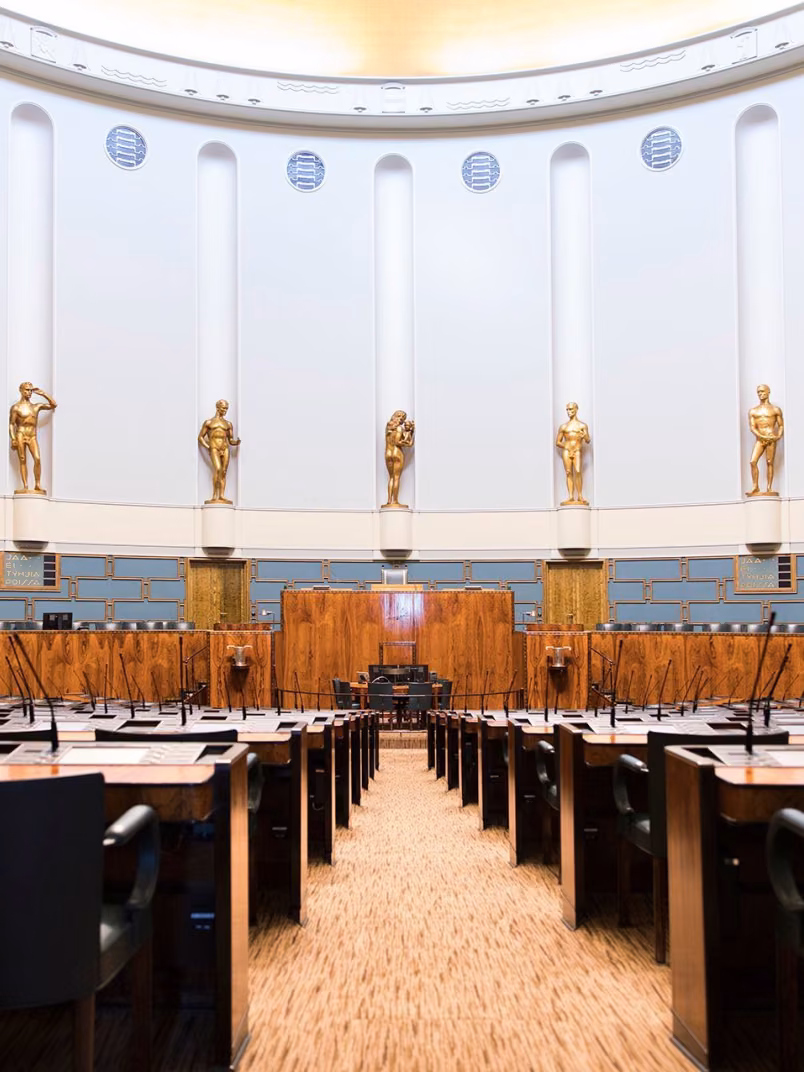 Parlamendihoone renoveerimine