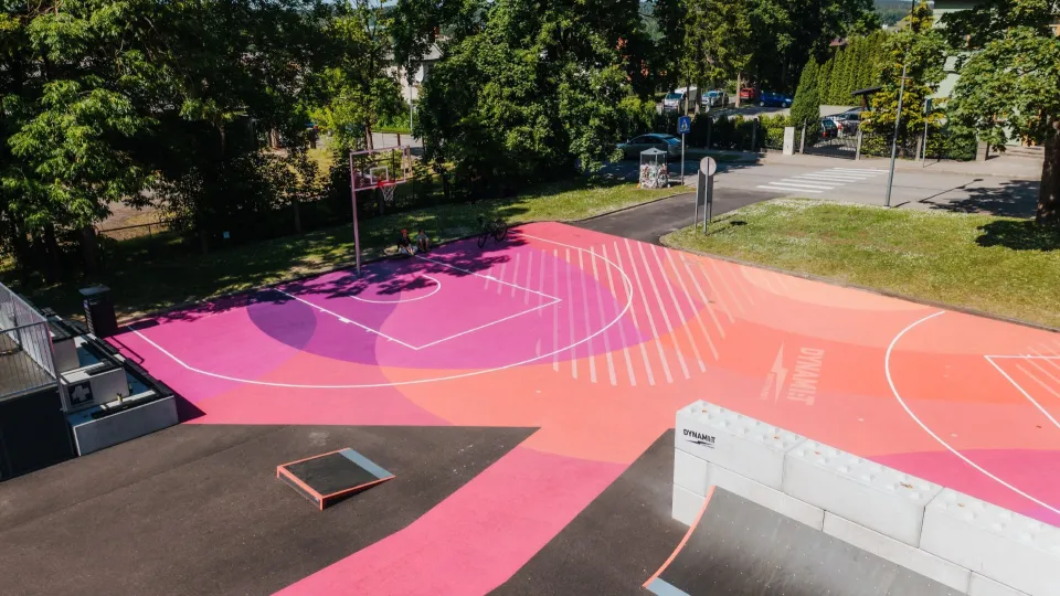 Renoveeritud skatepark Lätis