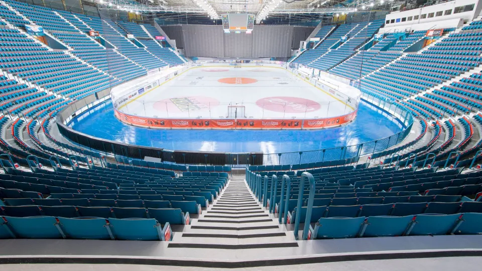 Hovet Arena hokiväljaku renoveerimine