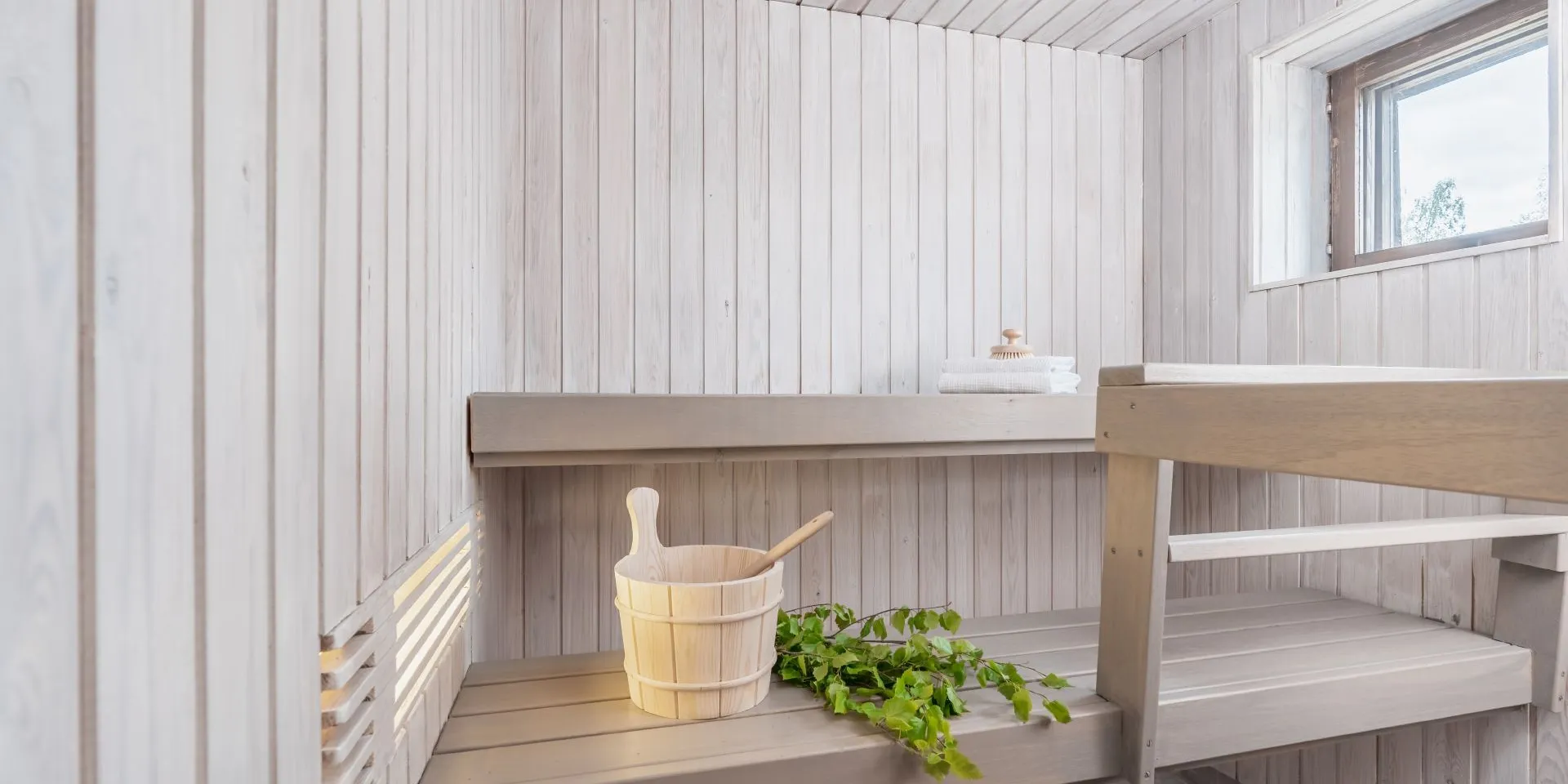 Sauna vahatamine heledaks