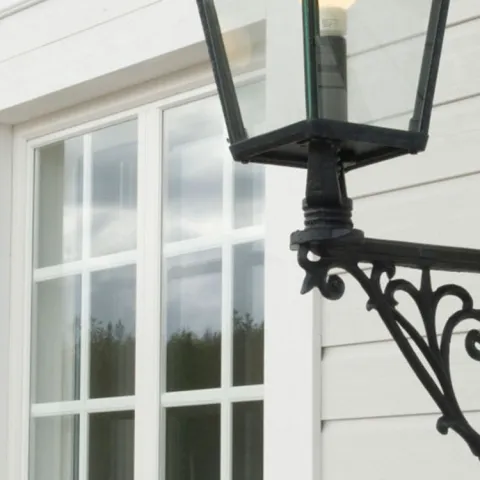 Uste ja akende värvimine