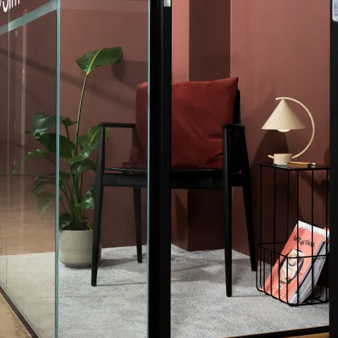 Aasta värvi 2022 kollektsioon kontorisse