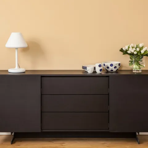 Puitmööbli värvimise tööjuhendid