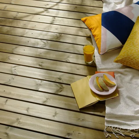 Uue terrassi ja aiamööbli hooldamine