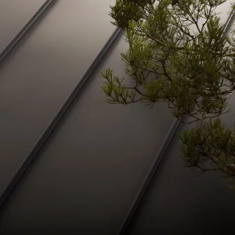 Varem värvitud plekk-katuse värvimine