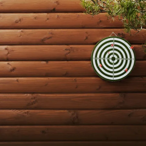 Varem lasuuriga töödeldud palkpinna ja välisvoodrilaudade viimistlemine Valtti Plus Color puidulasuuriga