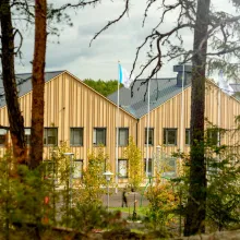 Puidust koolimaja