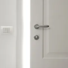 Uute uste, akende ja liistude värvimine