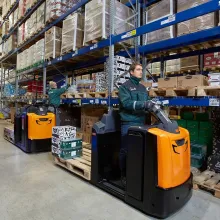 Tööstuslikud pinnakatted materjalide käsitsemisseadmetele