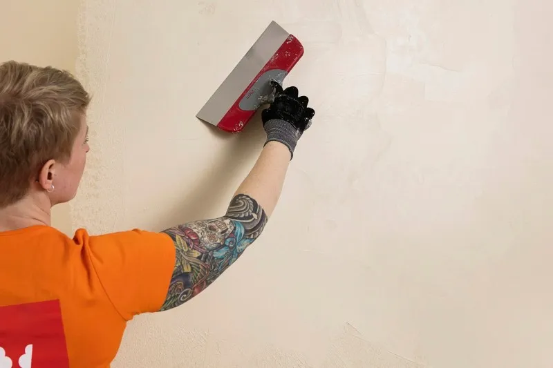 STUCCO